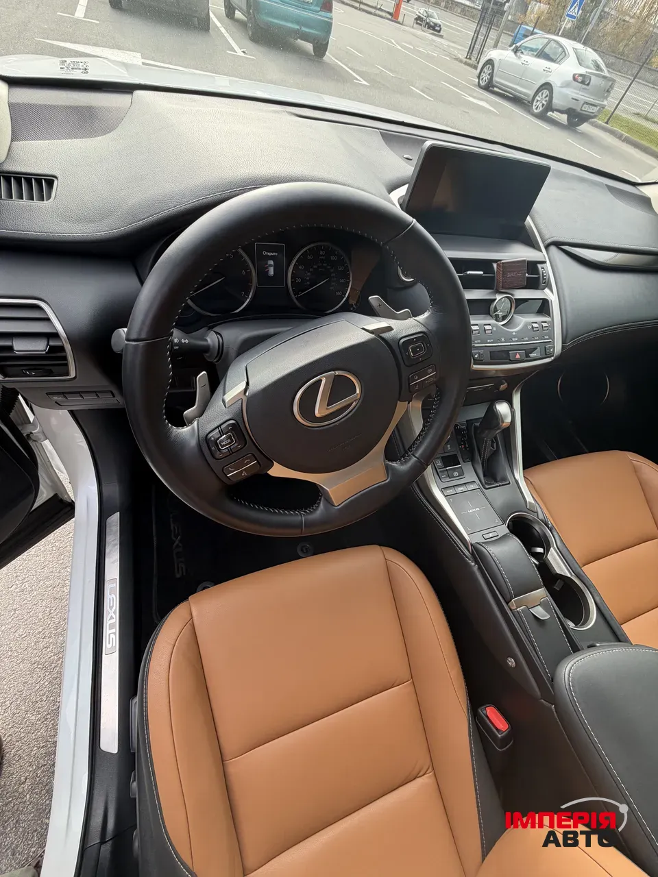 Lexus NX - фото 10