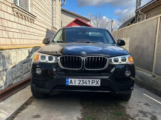 BMW X3 - фото 1