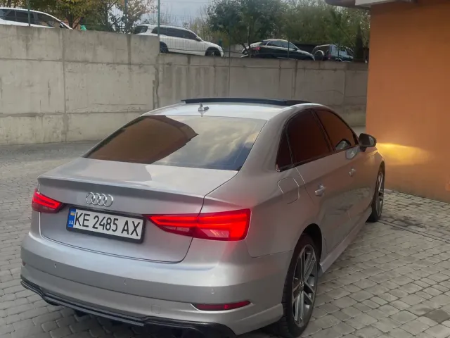 Audi A3 - фото 3