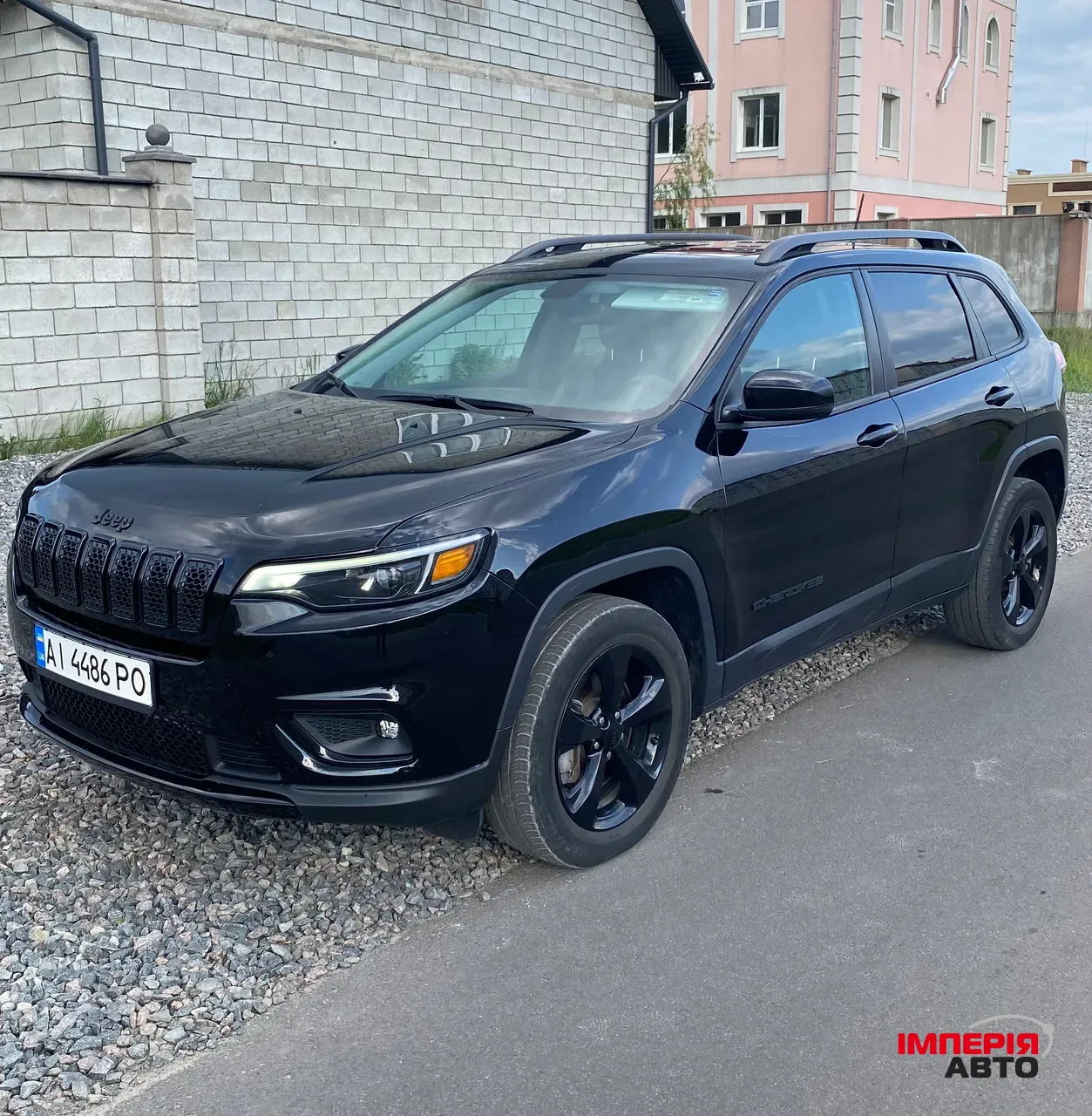 Jeep Cherokee - фото 2