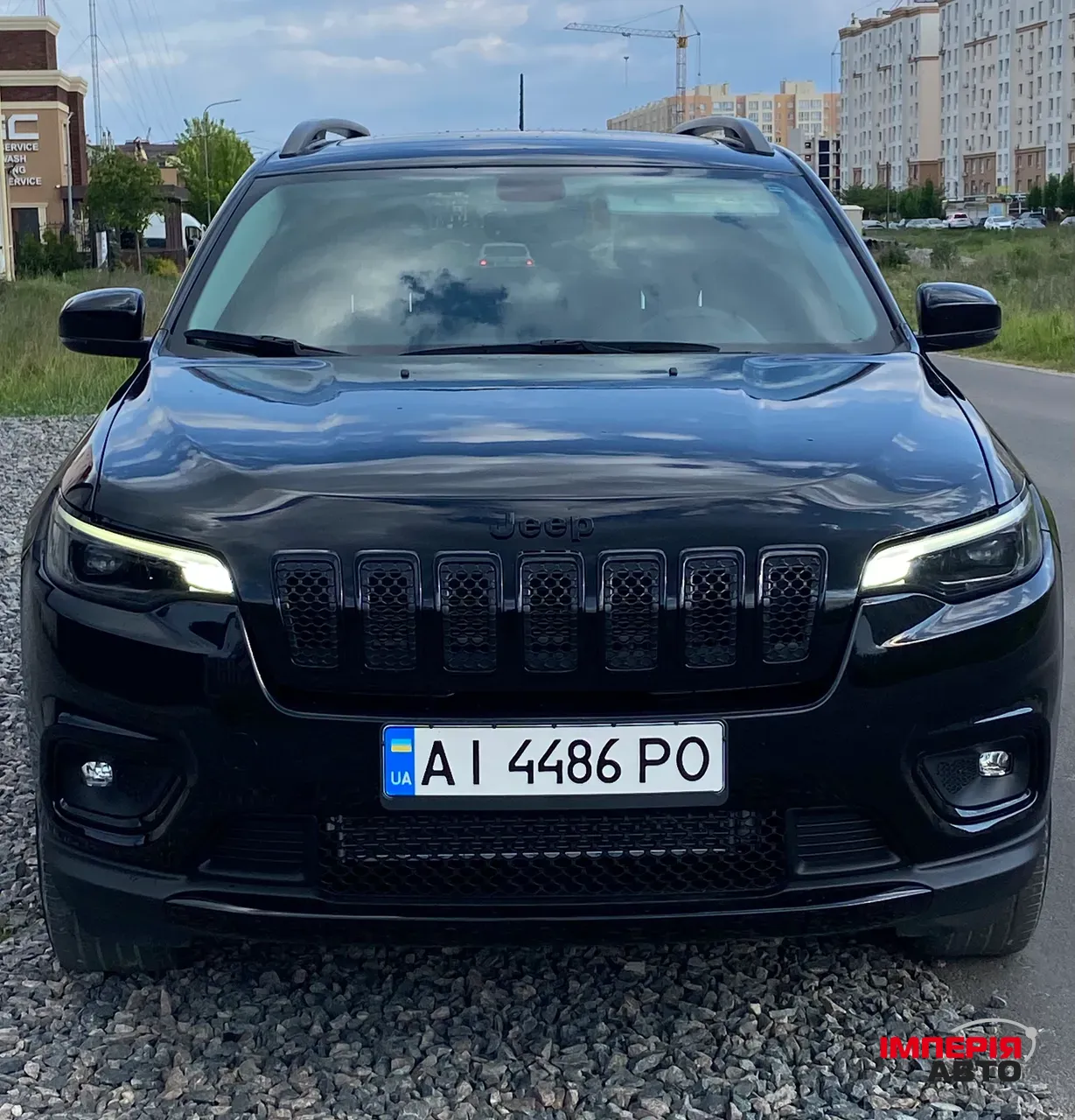 Jeep Cherokee - фото 1