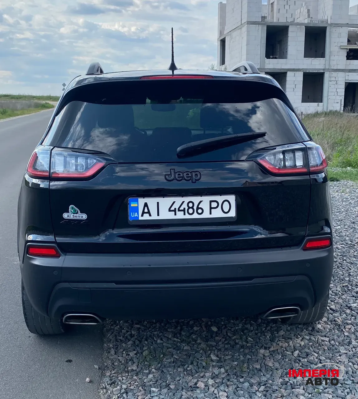 Jeep Cherokee - фото 6