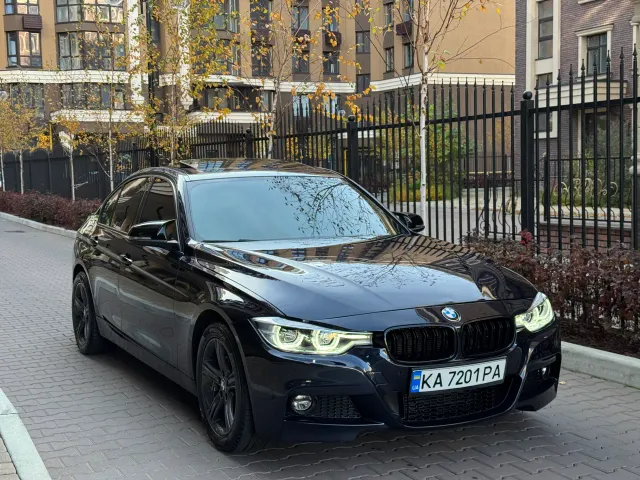 BMW 3 серії - фото 1