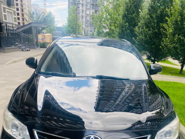 Toyota Camry - фото 4