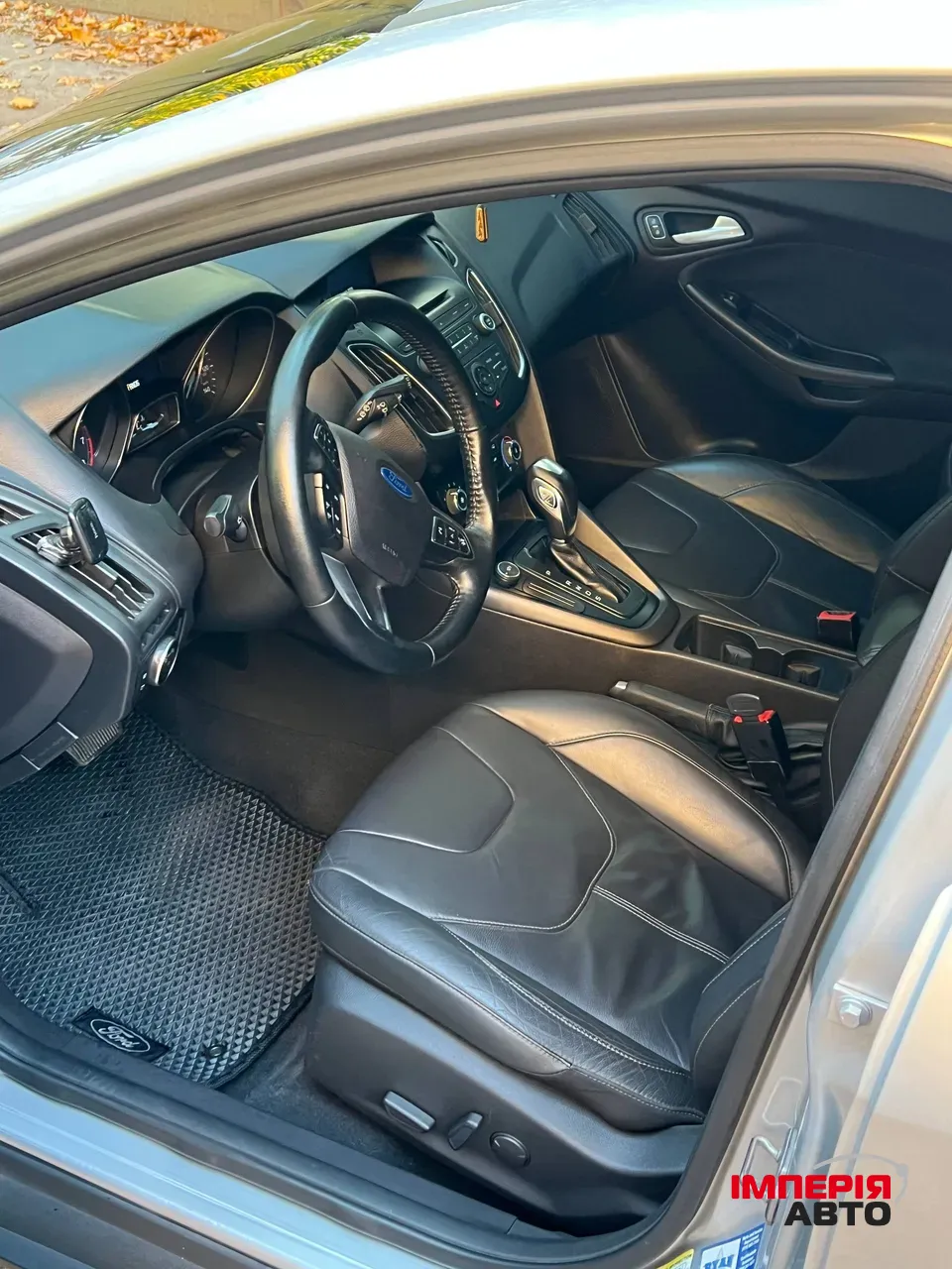 Ford Focus - фото 8