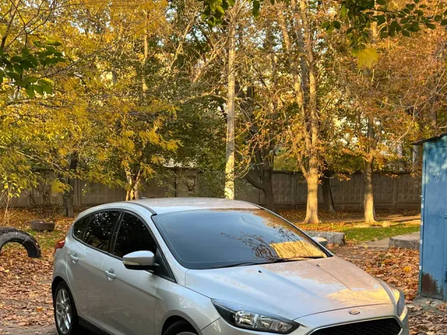 Ford Focus - фото 2