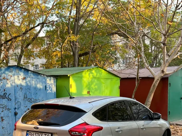 Ford Focus - фото 3