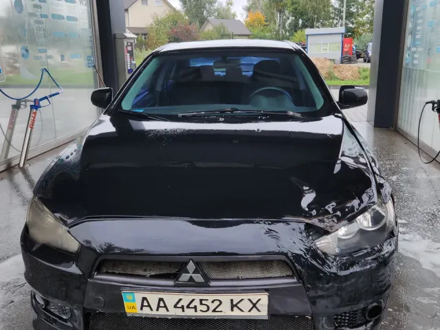 Mitsubishi Lancer - фото 4