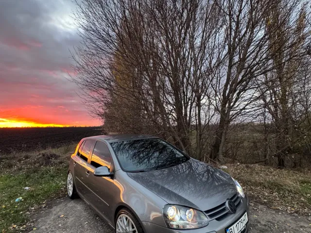 Volkswagen Golf - фото 1
