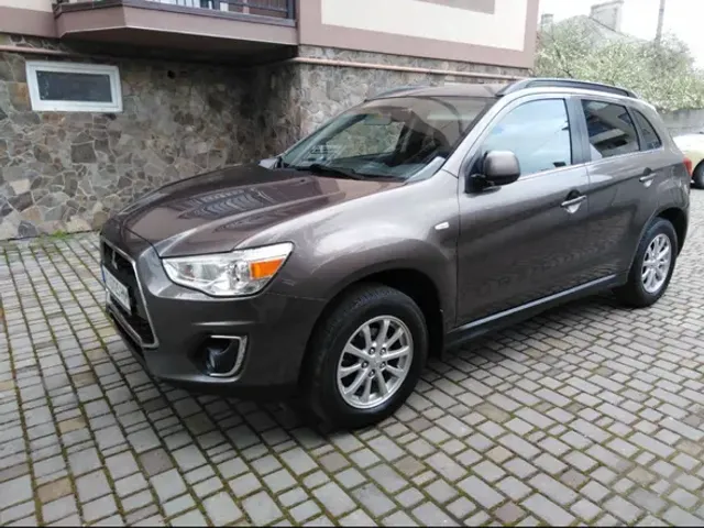 Mitsubishi ASX - фото 1