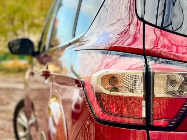 Ford Escape - фото 5