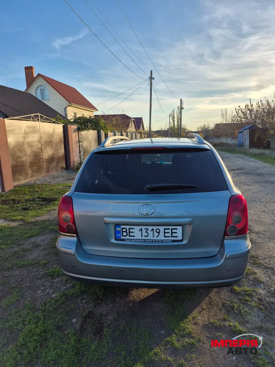 Toyota Avensis - фото 6