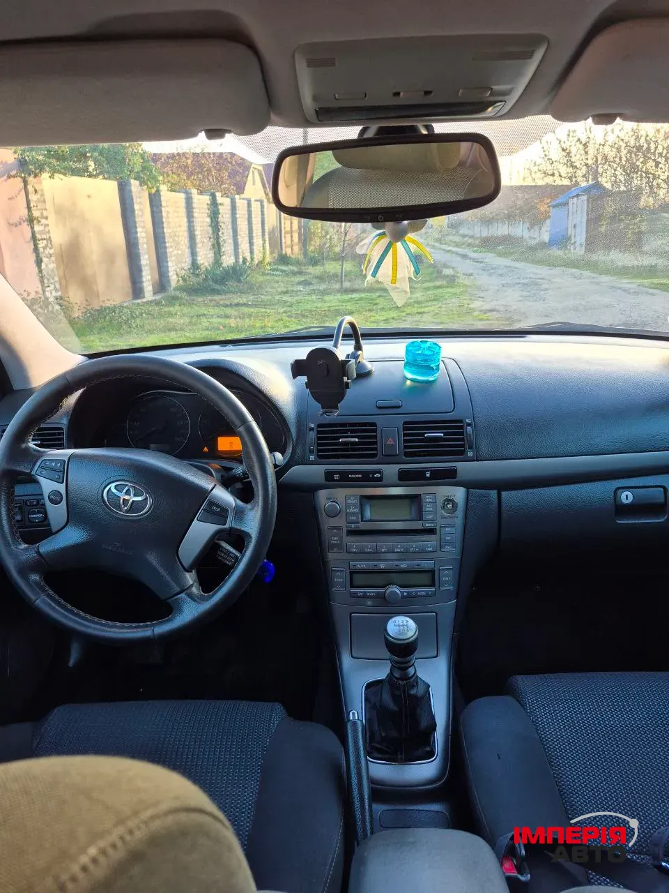 Toyota Avensis - фото 10