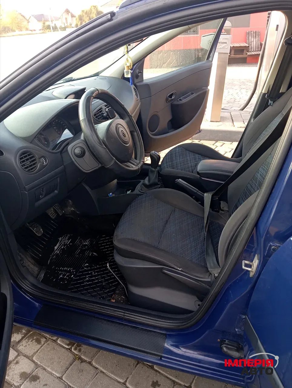 Renault Clio - фото 5