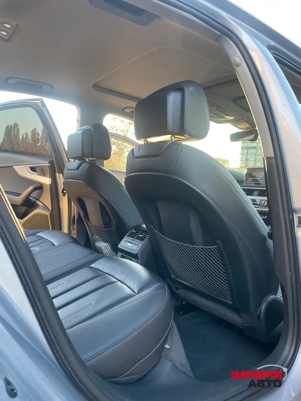 Audi A4 - фото 10