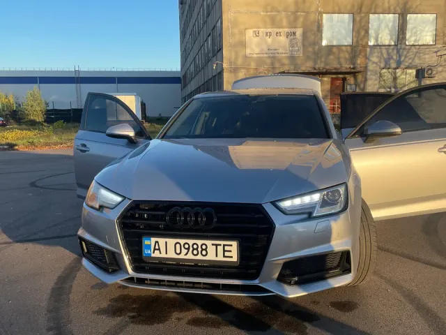 Audi A4 - фото 3