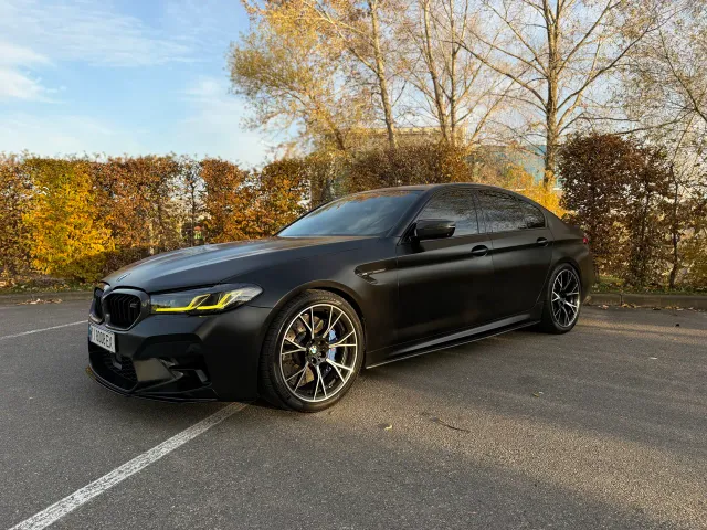 BMW M5 - фото 3