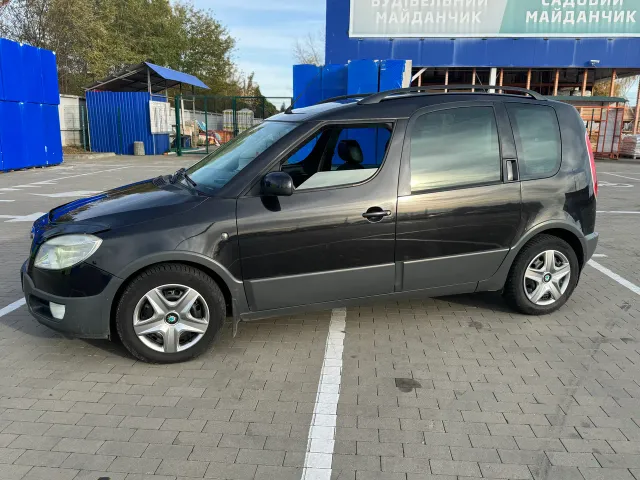 Skoda Roomster - фото 5