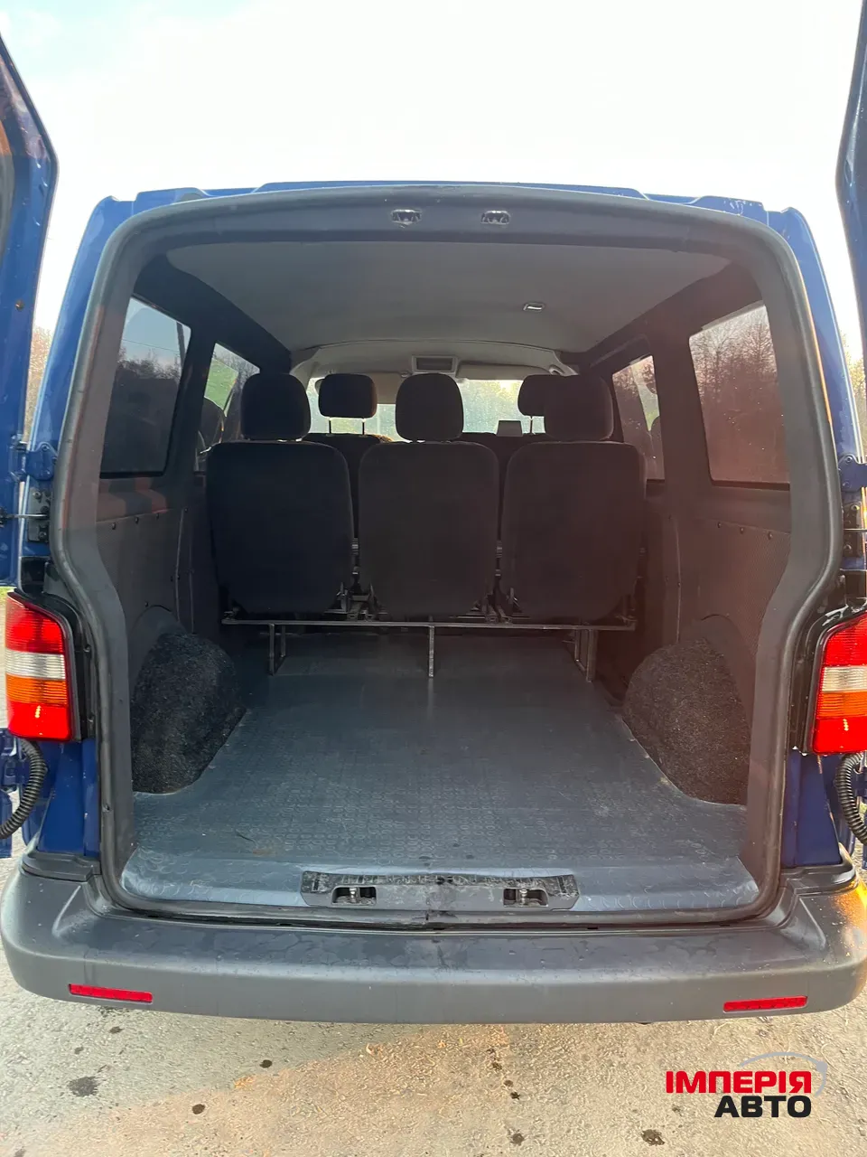 Volkswagen Transporter - фото 8