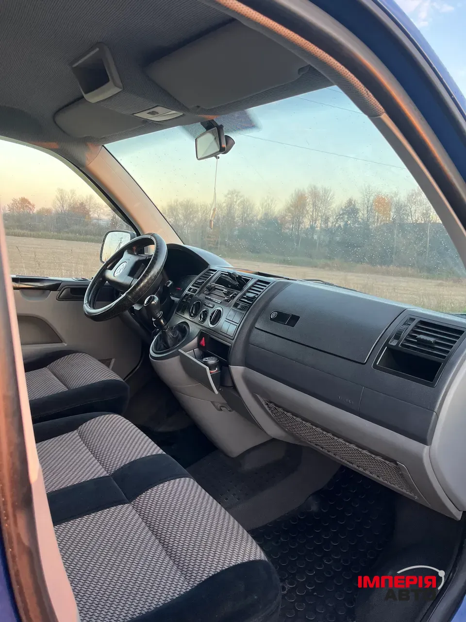 Volkswagen Transporter - фото 5