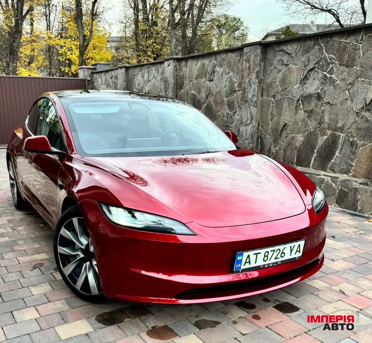 Tesla Model 3 - фото 8