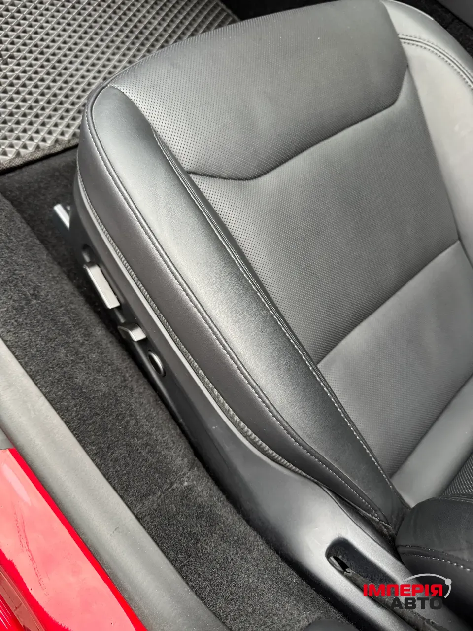 Tesla Model 3 - фото 24