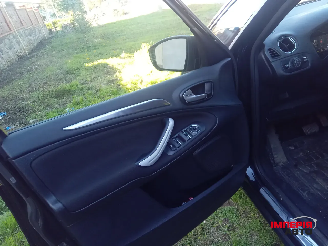 Ford S-MAX - фото 8