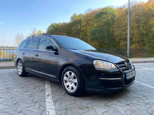 Volkswagen Golf - фото 2