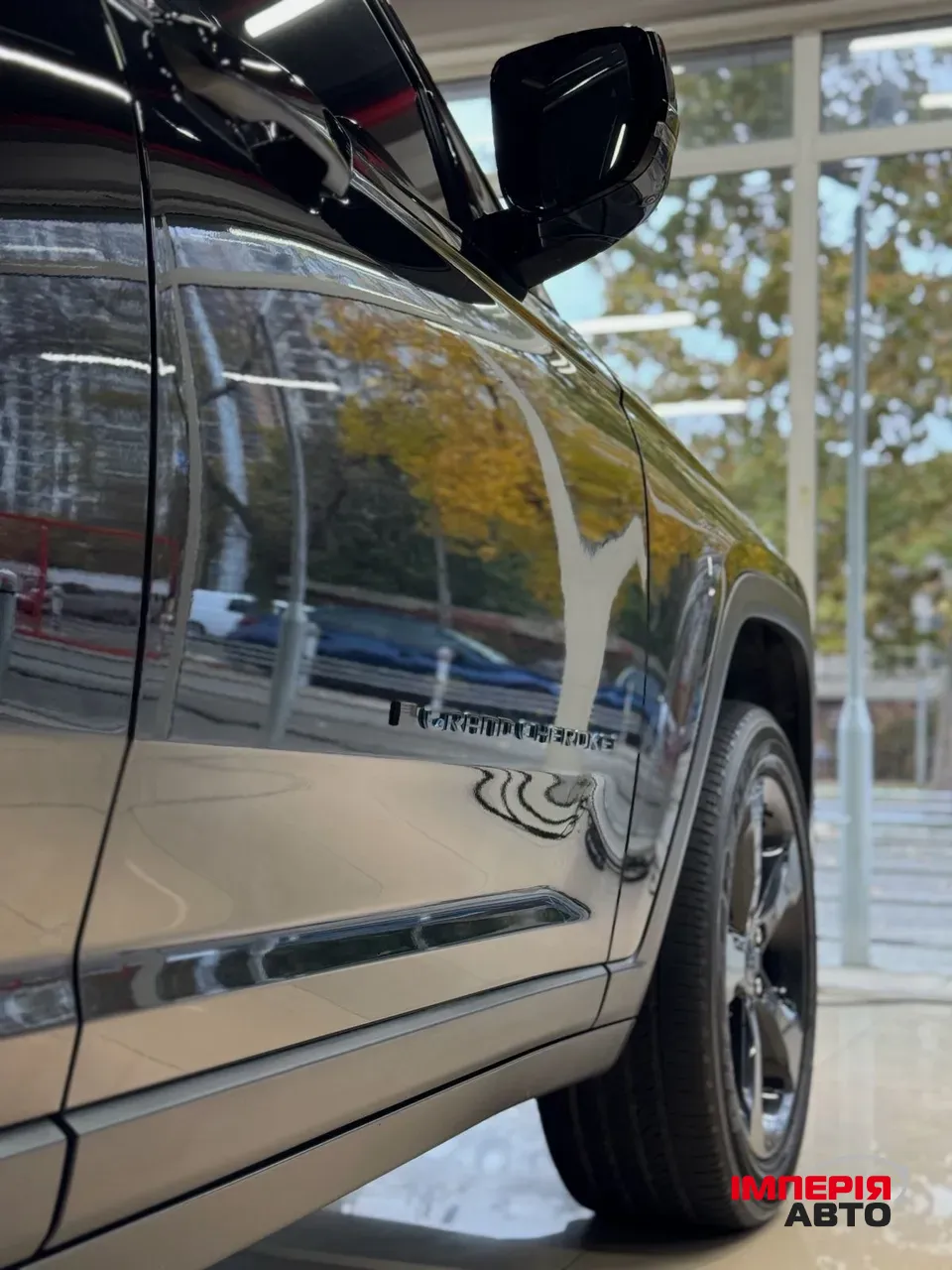 Jeep Grand Cherokee - фото 7