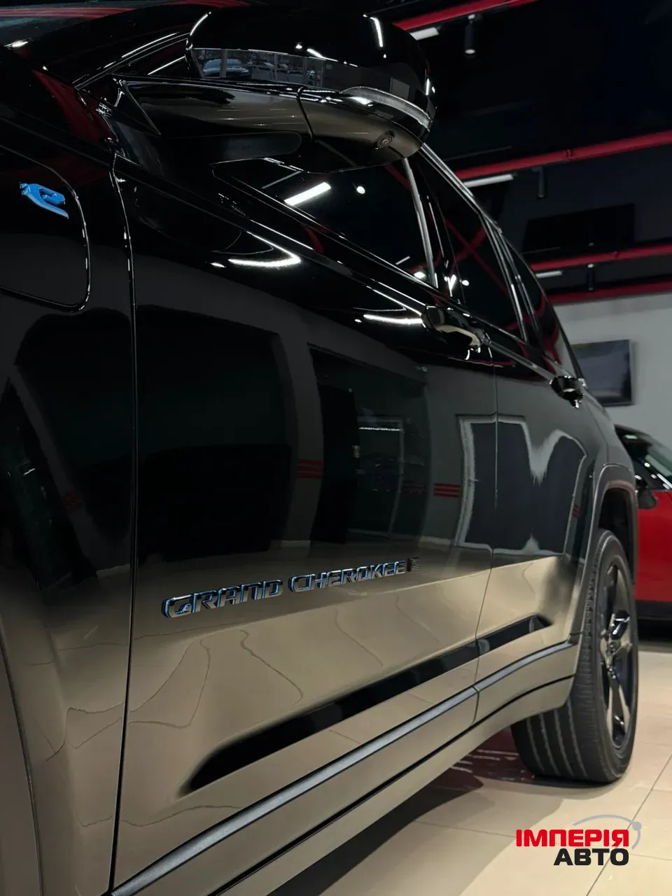 Jeep Grand Cherokee - фото 4