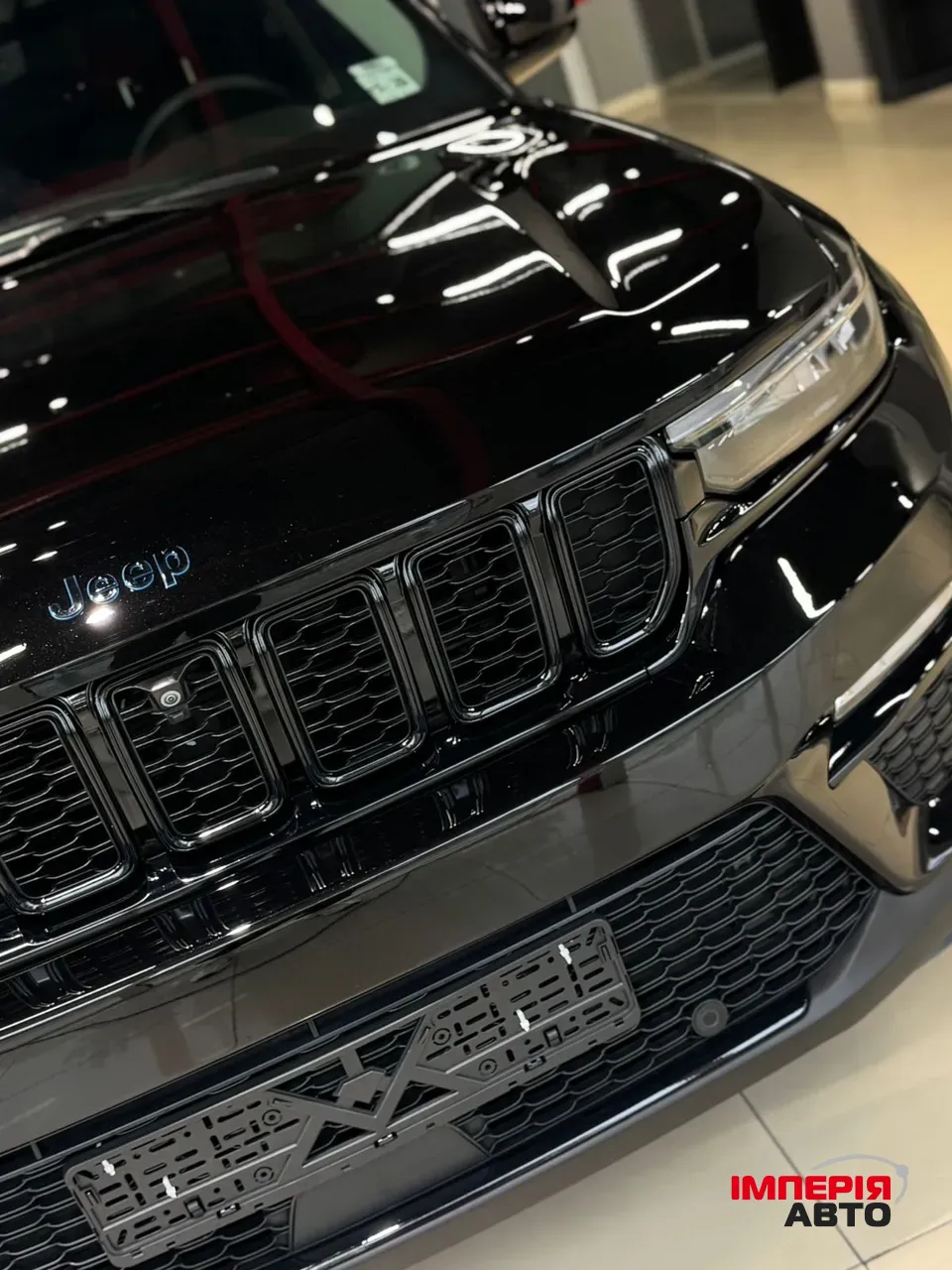 Jeep Grand Cherokee - фото 10