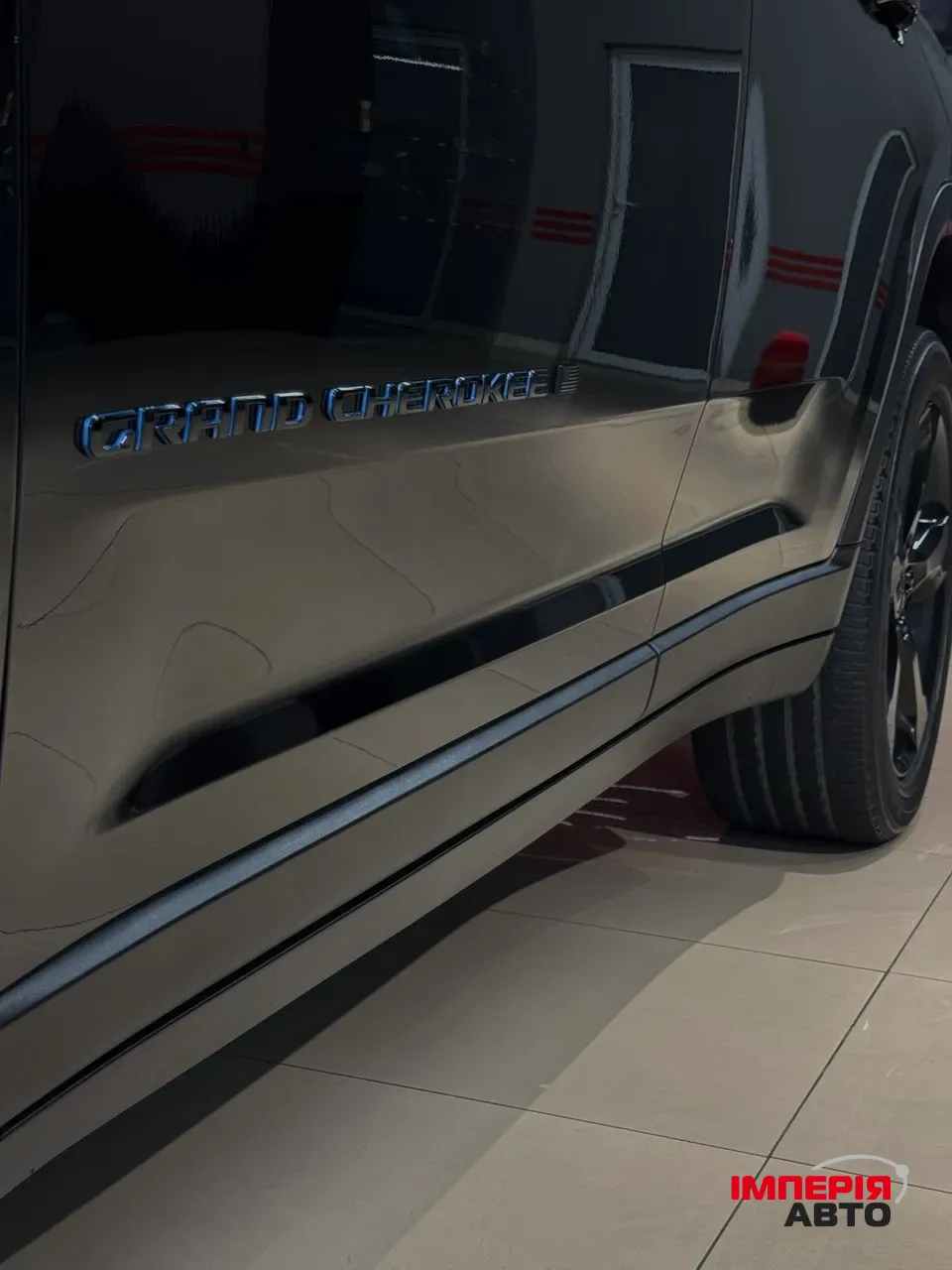 Jeep Grand Cherokee - фото 5