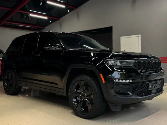 Jeep Grand Cherokee - фото 2