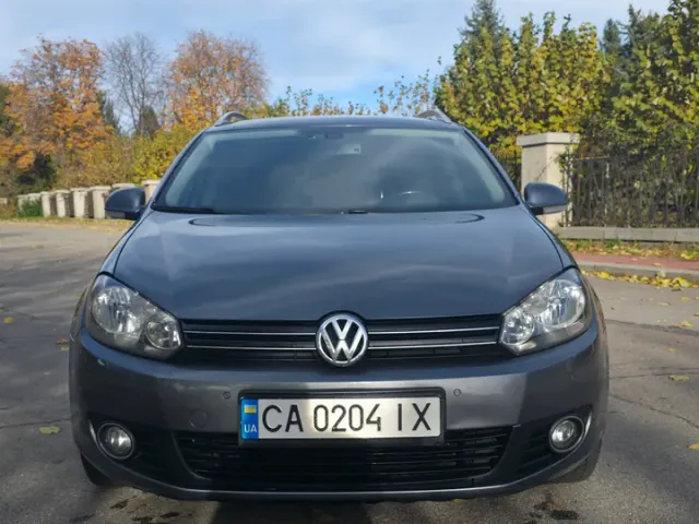 Volkswagen Golf - фото 5