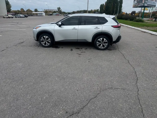 Nissan Rogue - фото 2