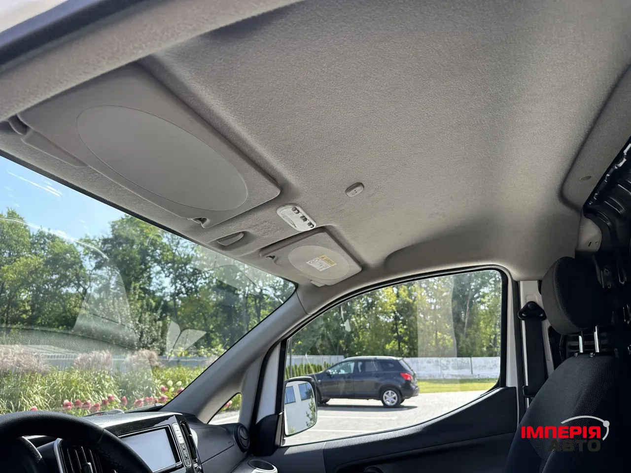 Nissan NV200 - фото 16