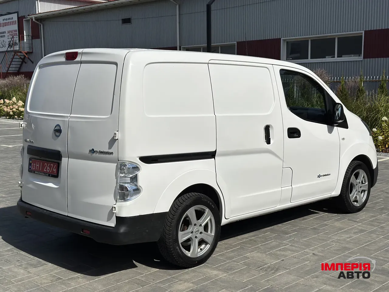 Nissan NV200 - фото 4