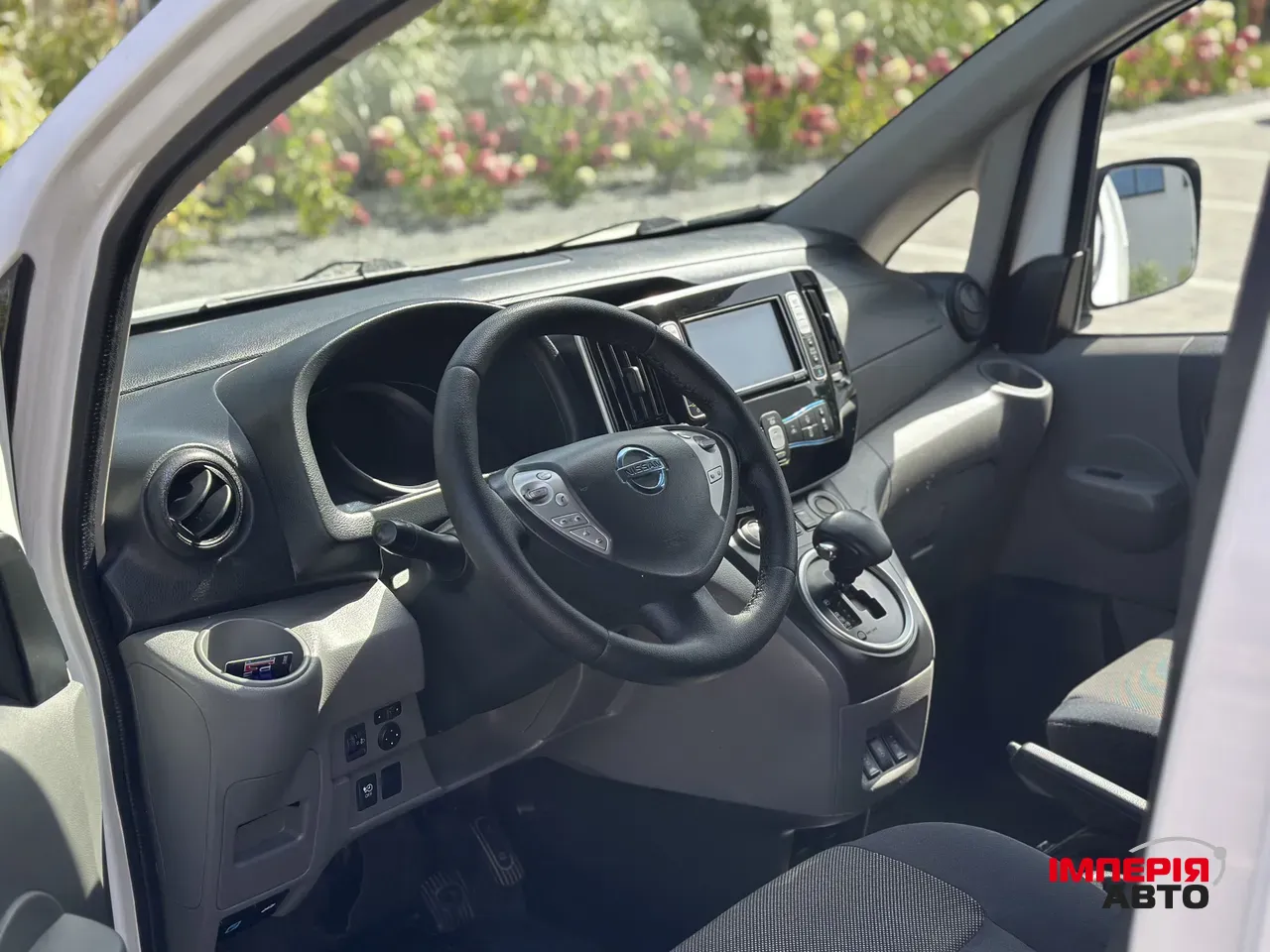 Nissan NV200 - фото 12