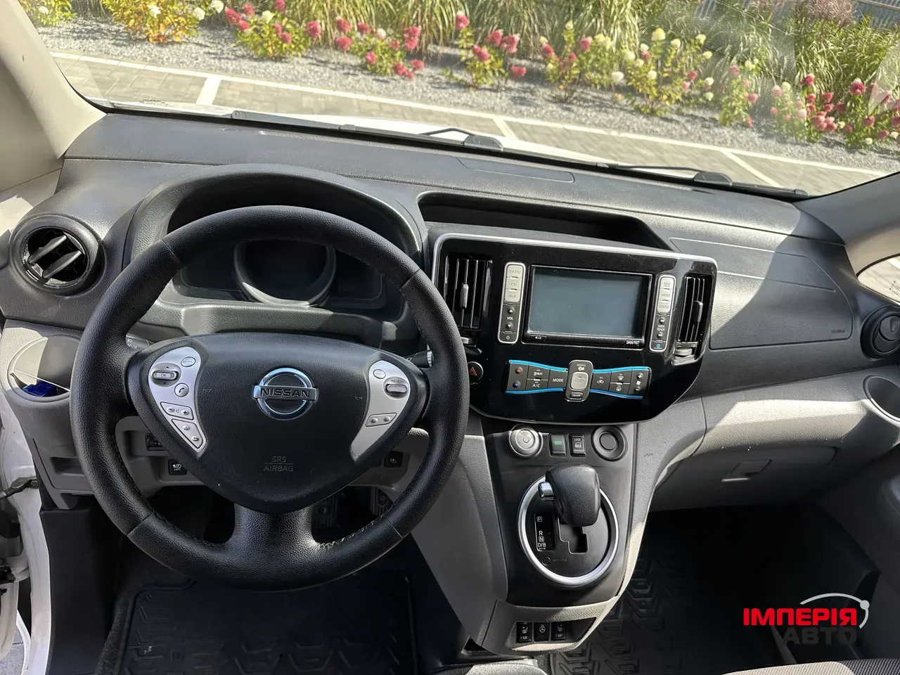 Nissan NV200 - фото 17