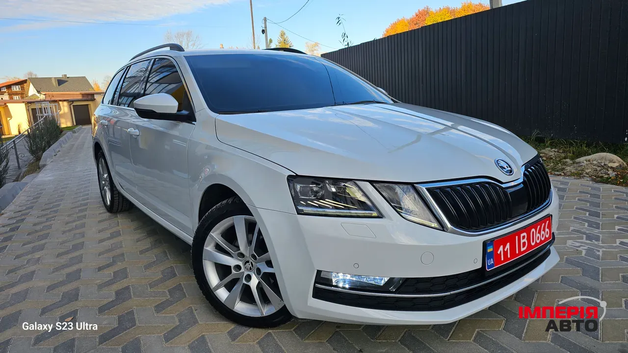 Skoda Octavia - фото 1