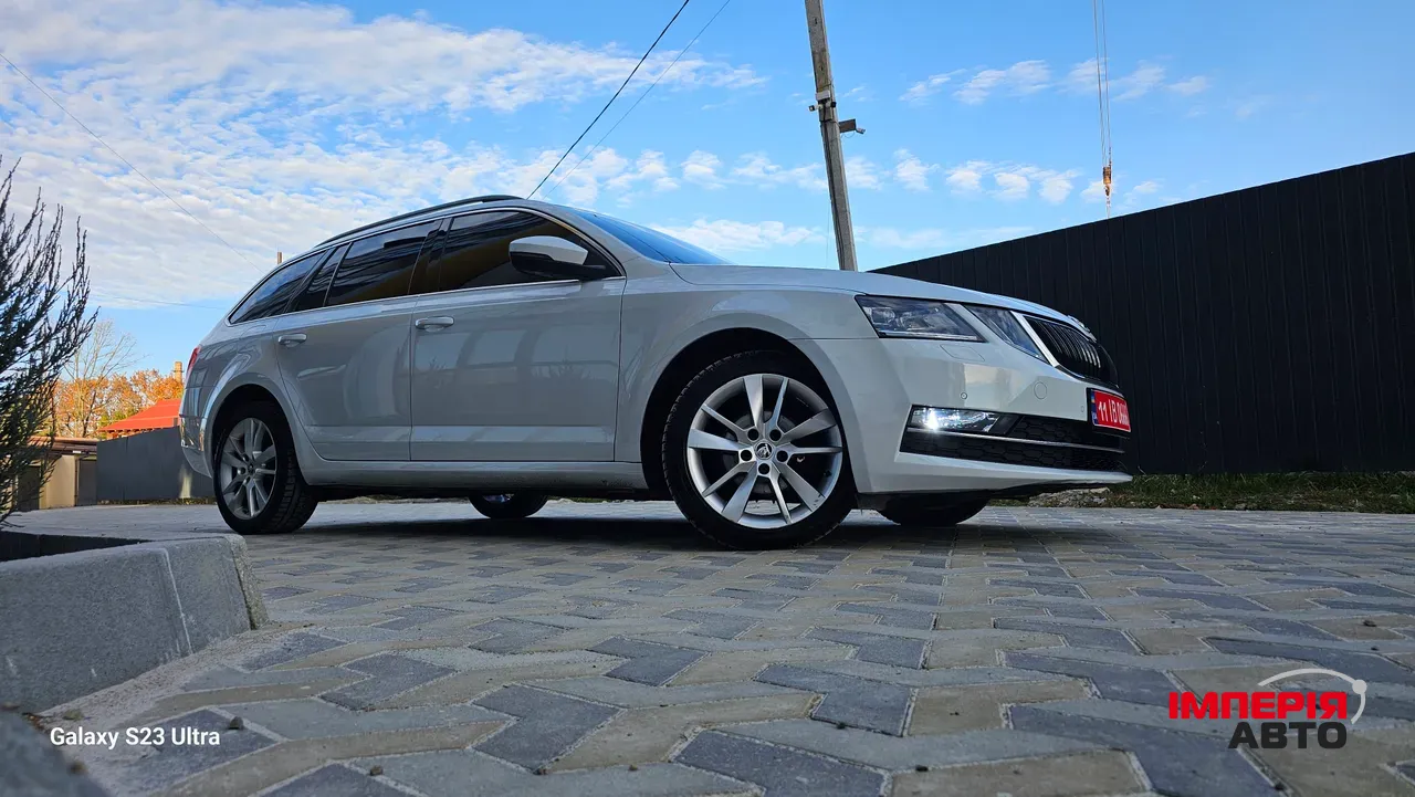 Skoda Octavia - фото 2