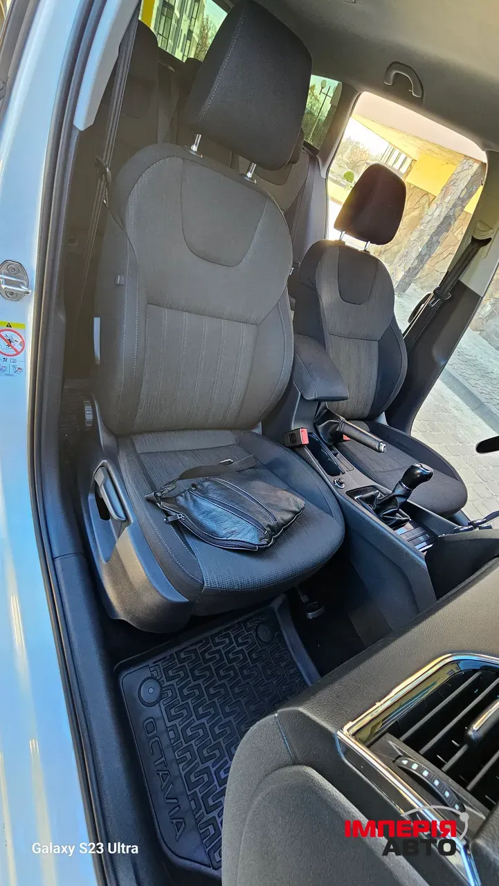 Skoda Octavia - фото 26