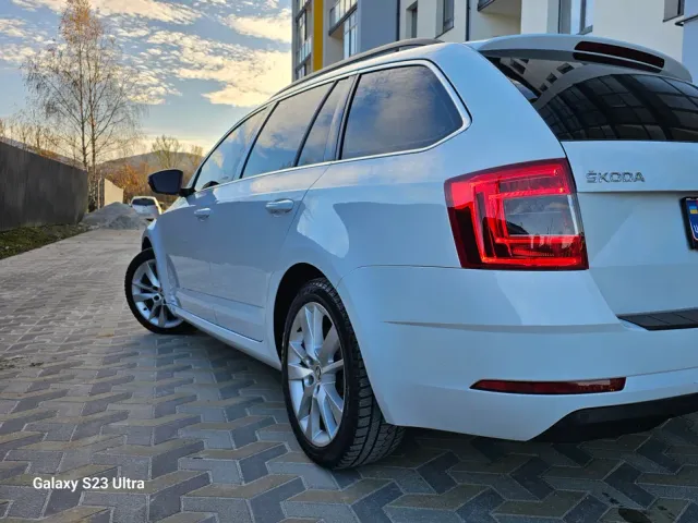 Skoda Octavia - фото 4