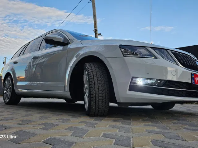 Skoda Octavia - фото 2