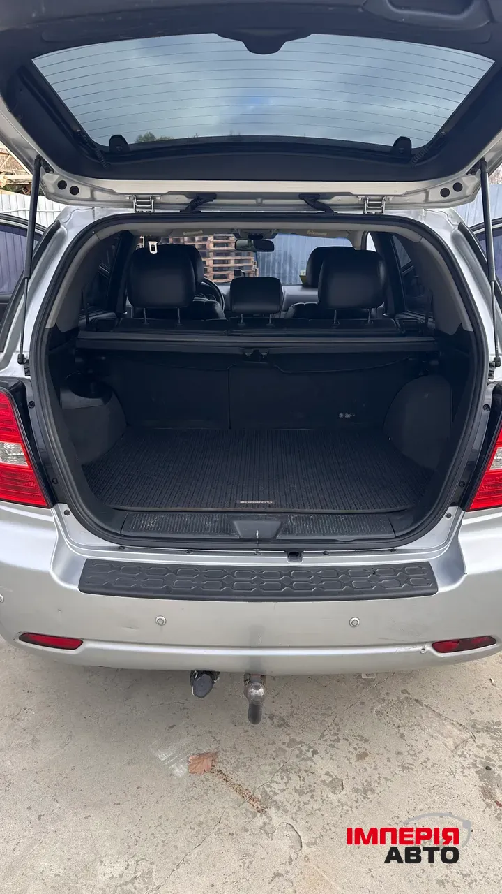 Kia Sorento - фото 17