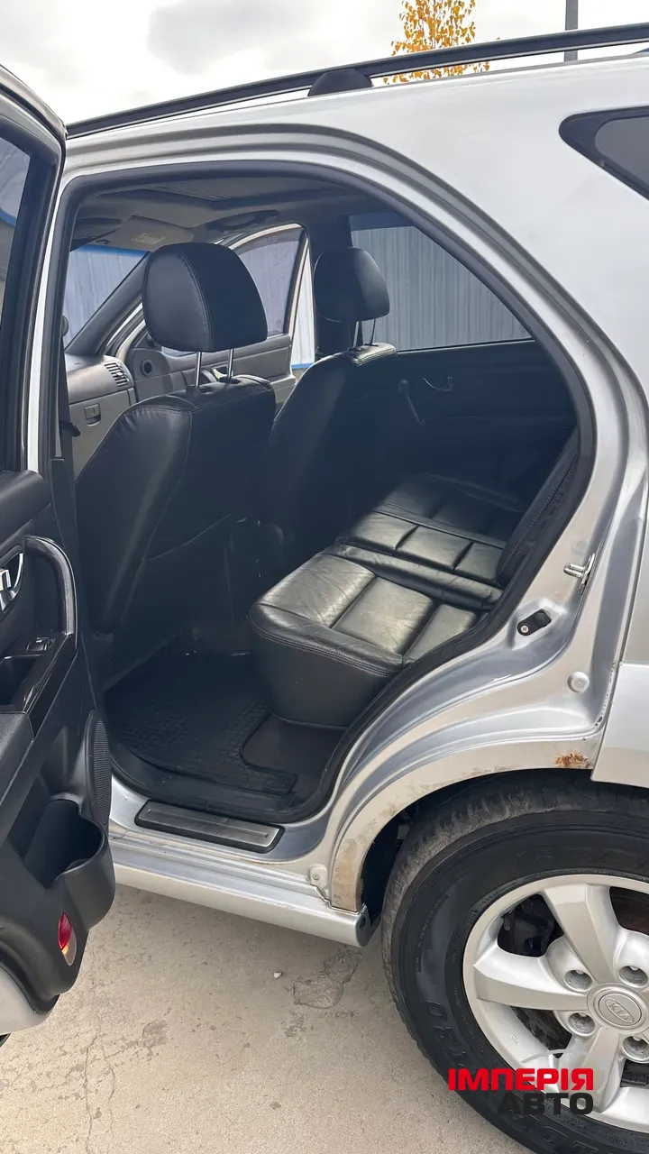 Kia Sorento - фото 11