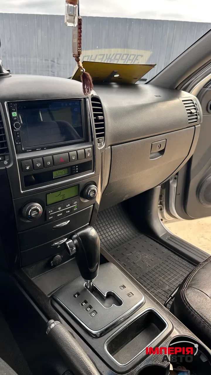 Kia Sorento - фото 16