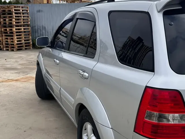 Kia Sorento - фото 5