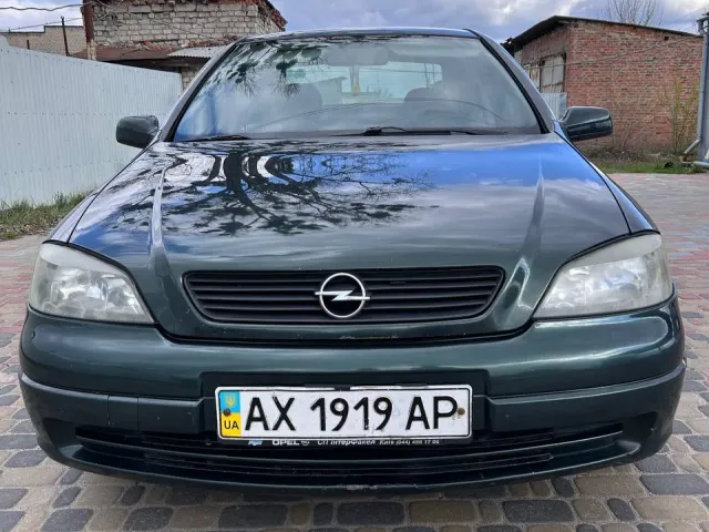 Opel Astra - фото 2