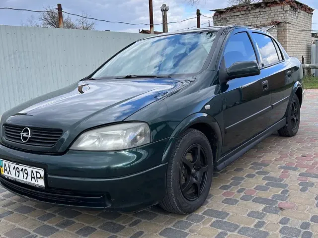 Opel Astra - фото 3